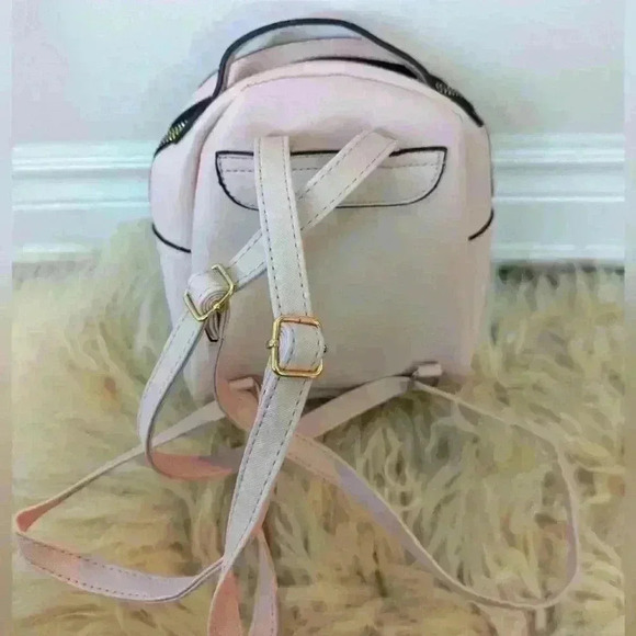Small pink Backpack, Notebook, Keychain - New - Picture 2 of 4